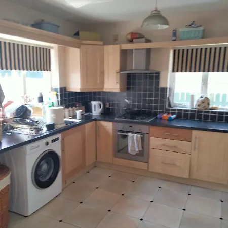 19 Doran Close * 多尼戈尔