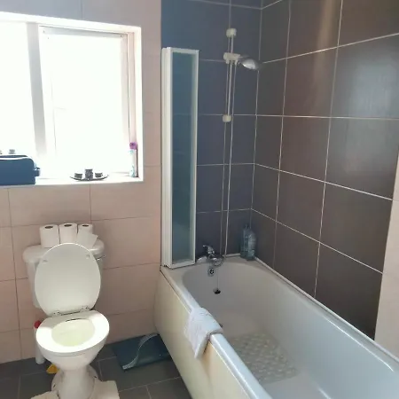 招待所 19 Doran Close *